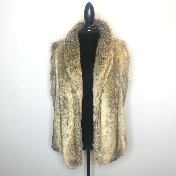 SWS Faux Fur Vest Large - Picture 2 of 7